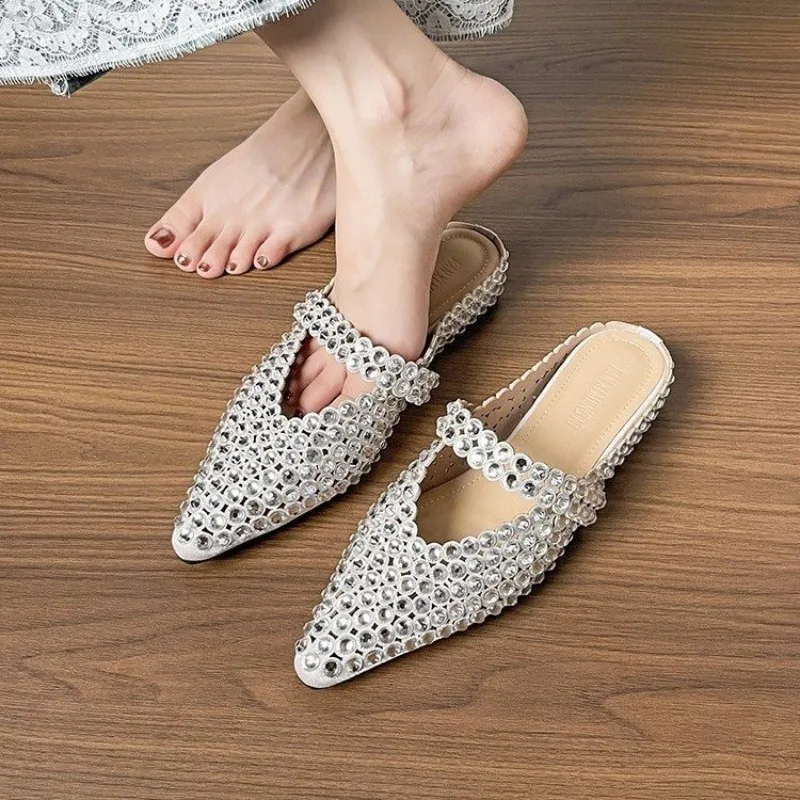 Summer Women's Rhinestone Embellishment Pointed Closed Toe Comfortable Solid Color Slippers 2026 Women Fashion Vintage Sandals
Summer Women's Rhinestone Embellishment Pointed Closed Toe Comfortable Solid Color Slippers 2026 Women Fashion Vintage Sandals