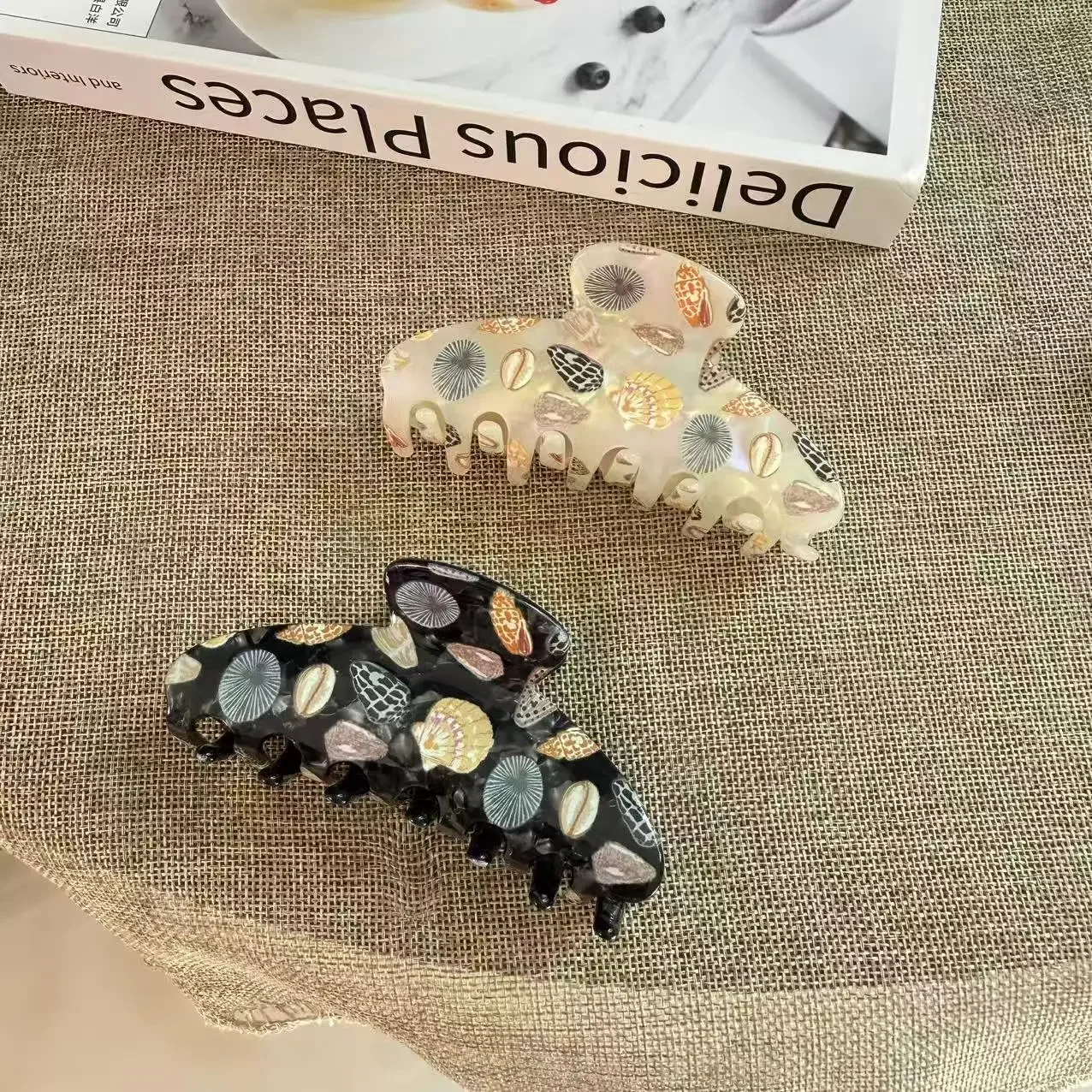 Refreshing World Beach Shells Hair Claw Classic Style Eco-Friendly Material Hair Claw Clips Hair Accessories for Women Girls
Refreshing World Beach Shells Hair Claw Classic Style Eco-Friendly Material Hair Claw Clips Hair Accessories for Women Girls