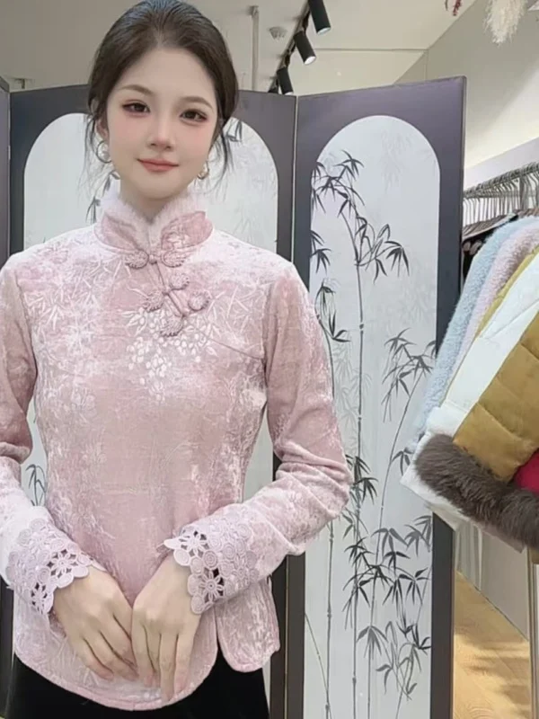 Женская утепленная футболка с длинным рукавом и воротником-стойкой в традиционном китайском стиле, теплая базовая футболка для мам на осень-зиму, комфортная.
Женская утепленная футболка с длинным рукавом и воротником-стойкой в традиционном китайском стиле, теплая базовая футболка для мам на осень-зиму, комфортная.