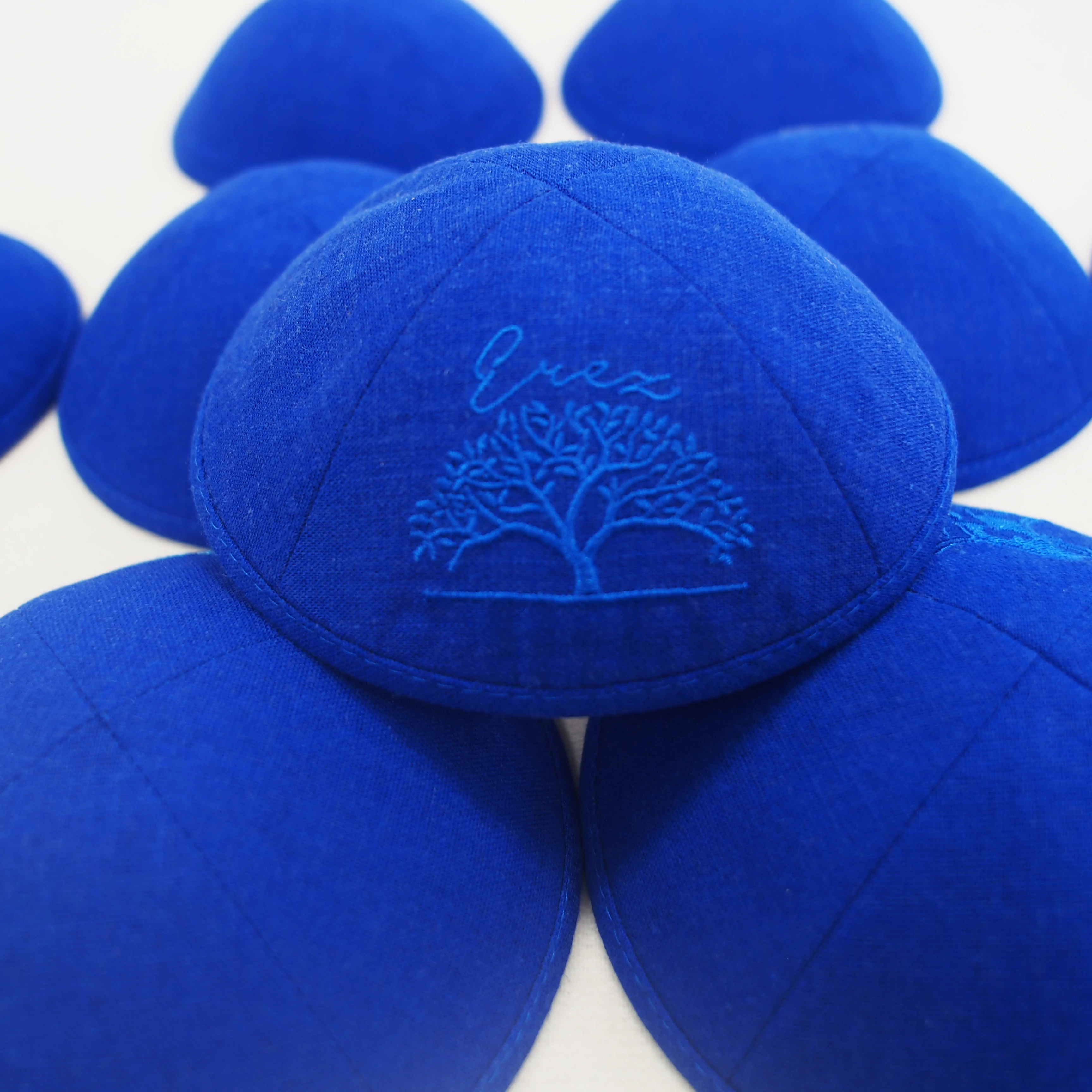 Dark blue custom embroidered linen kippah Jewish Ahava, customizable for weddings, barbat mitzvahs, and Jewish gifts
Dark blue custom embroidered linen kippah Jewish Ahava, customizable for weddings, barbat mitzvahs, and Jewish gifts