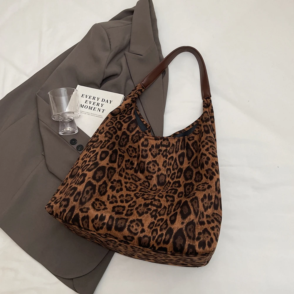 Women Suede Large Tote Bag Leopard Print Shoulder Bag Trendy Purse and Handbag Satchel Bag for Work Travel
Women Suede Large Tote Bag Leopard Print Shoulder Bag Trendy Purse and Handbag Satchel Bag for Work Travel
