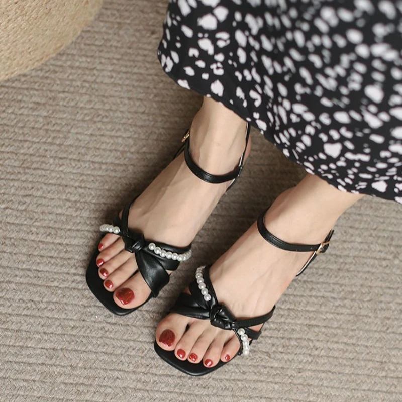 Buckles Ladies Shoes Open Toe Summer 2024 for Office Work Footwear Sandals Women with Low Heels Square Pearl Leather Shoe Korea
Buckles Ladies Shoes Open Toe Summer 2024 for Office Work Footwear Sandals Women with Low Heels Square Pearl Leather Shoe Korea
