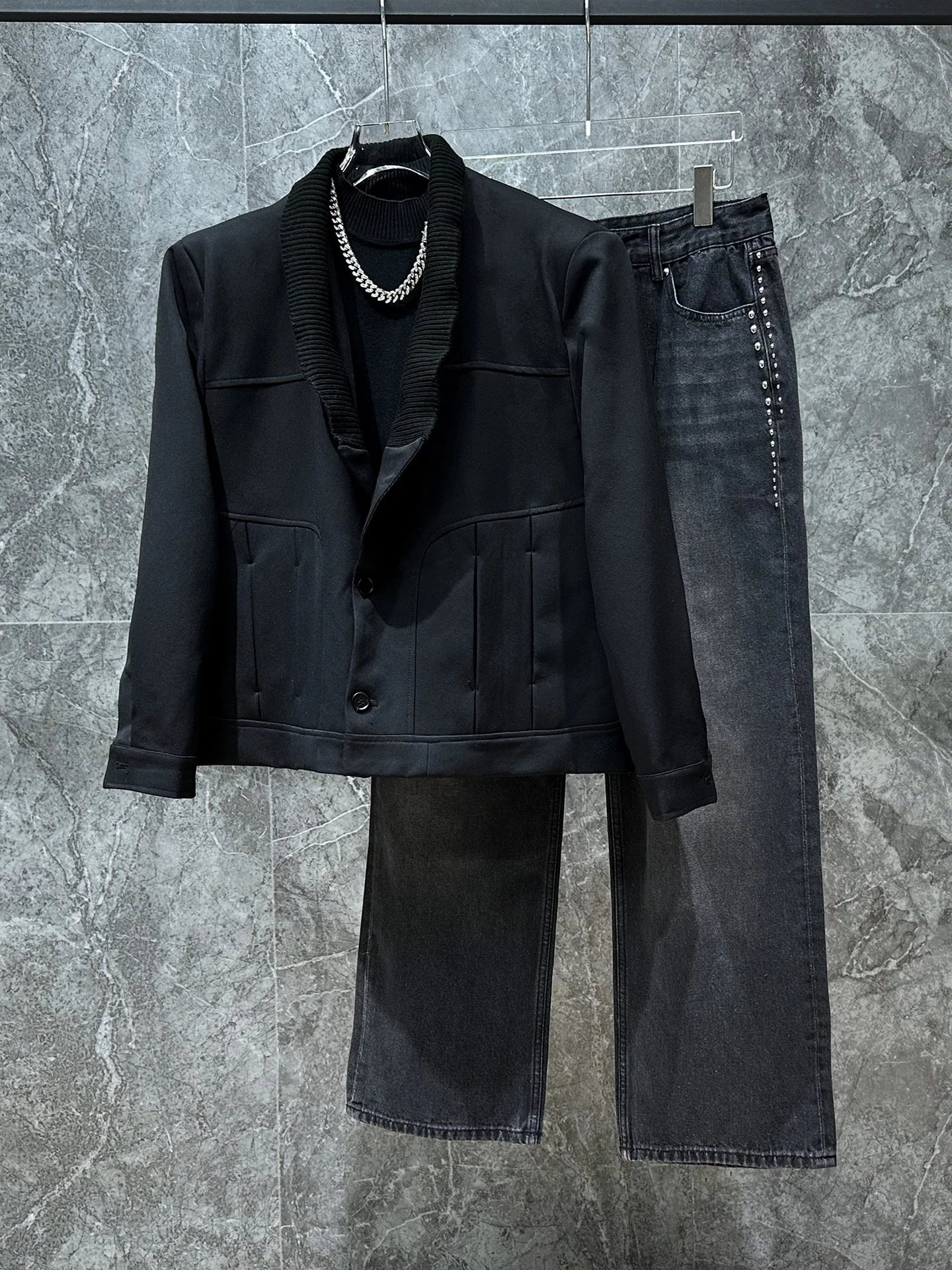 Trendy Men's Knitted Patchwork Jaet Loose Fit Autumn Winter Casual Versatile Korean Sle M Outerwear Polyester Fiber
Trendy Men's Knitted Patchwork Jaet Loose Fit Autumn Winter Casual Versatile Korean Sle M Outerwear Polyester Fiber