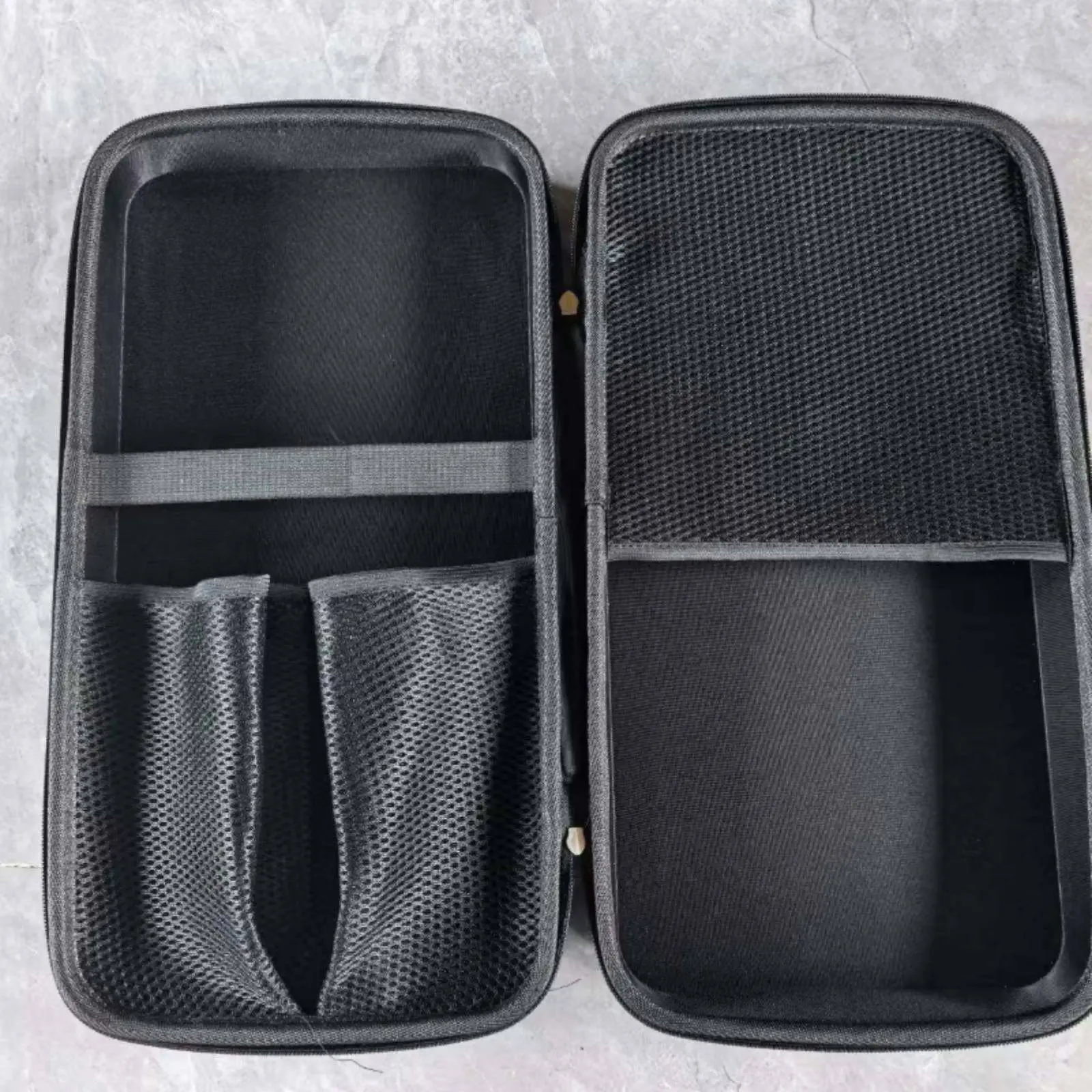 Pickleball Paddle Bag Shoulder Strap Pickleball Racket Bag EVA Paddle Case Hand Carry Sports Gear Storage Portable
Pickleball Paddle Bag Shoulder Strap Pickleball Racket Bag EVA Paddle Case Hand Carry Sports Gear Storage Portable