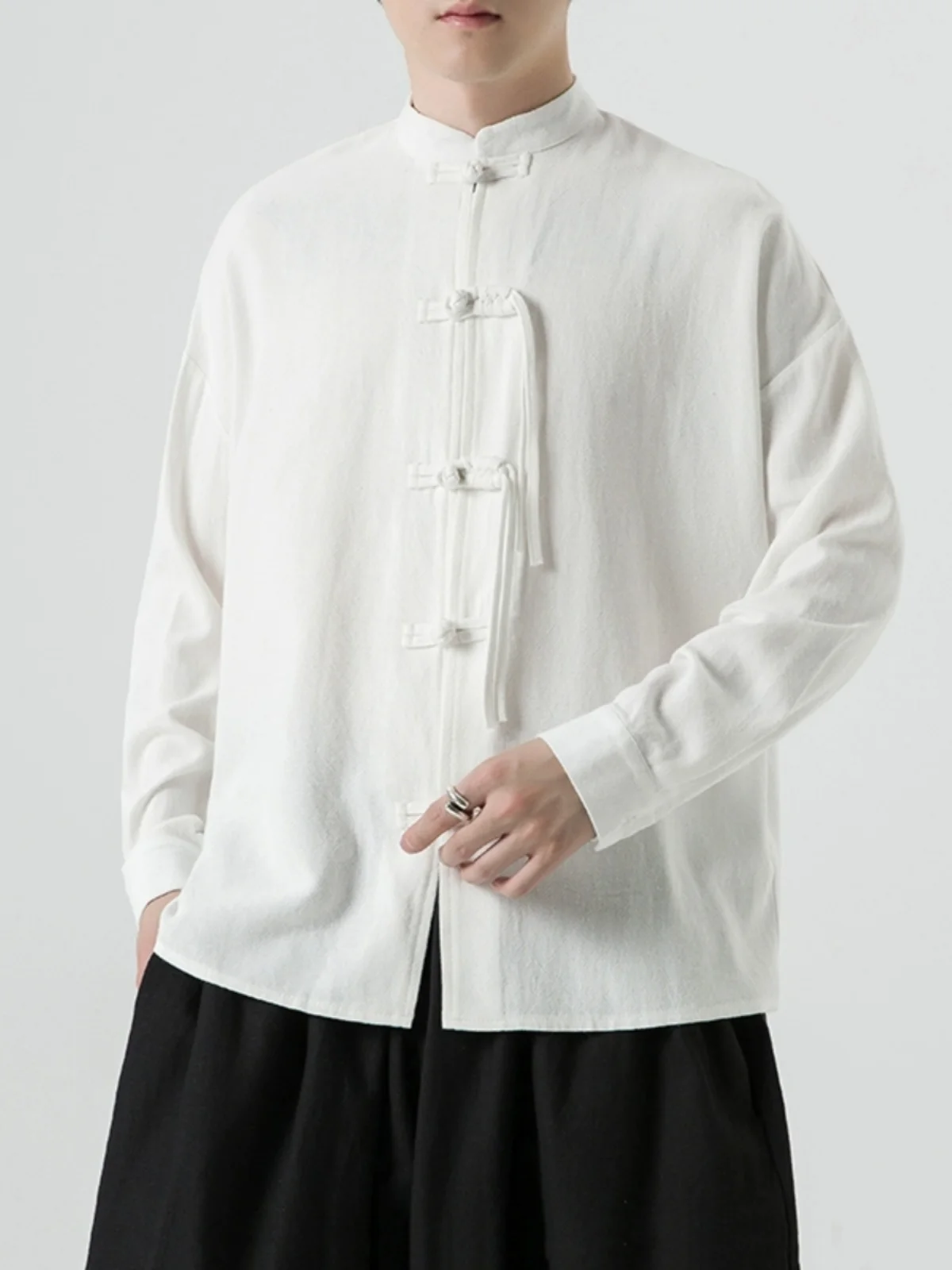 Long Sve Cotton Linen Hanfu Tang Costume irt Casual Youth Retro Sle Loose Fit Top for Men Spring Autumn Faion
Long Sve Cotton Linen Hanfu Tang Costume irt Casual Youth Retro Sle Loose Fit Top for Men Spring Autumn Faion