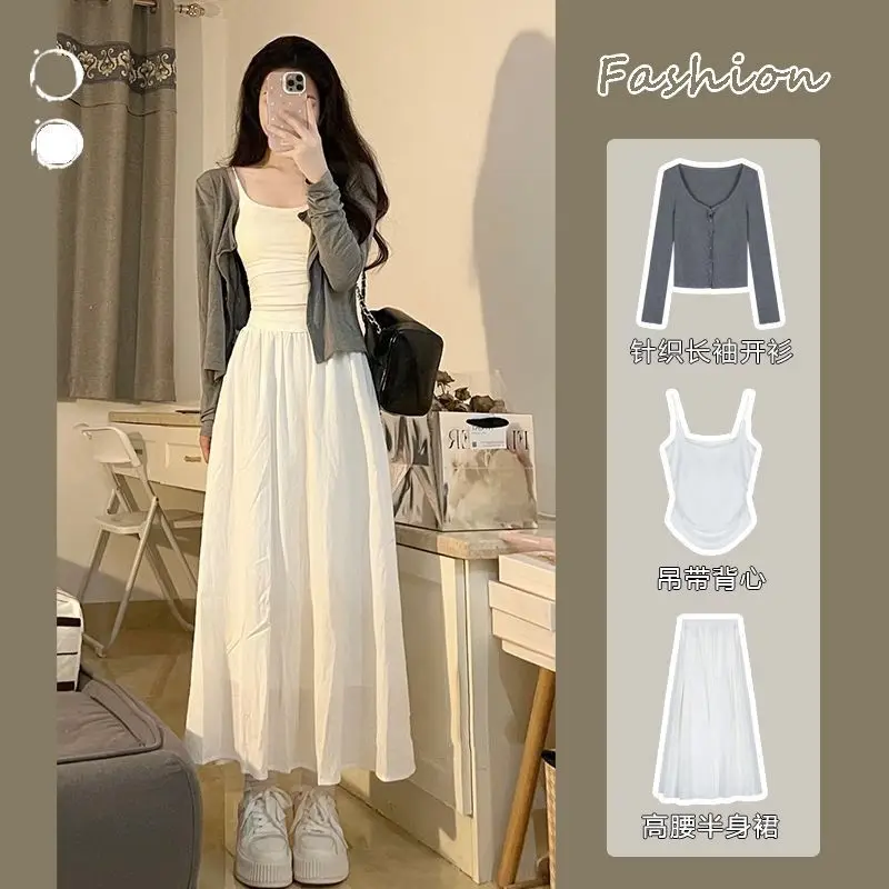 Gentle style white strap dress for women in summer2026New long dress outfit for pear-shaped body types for outings
Gentle style white strap dress for women in summer2026New long dress outfit for pear-shaped body types for outings