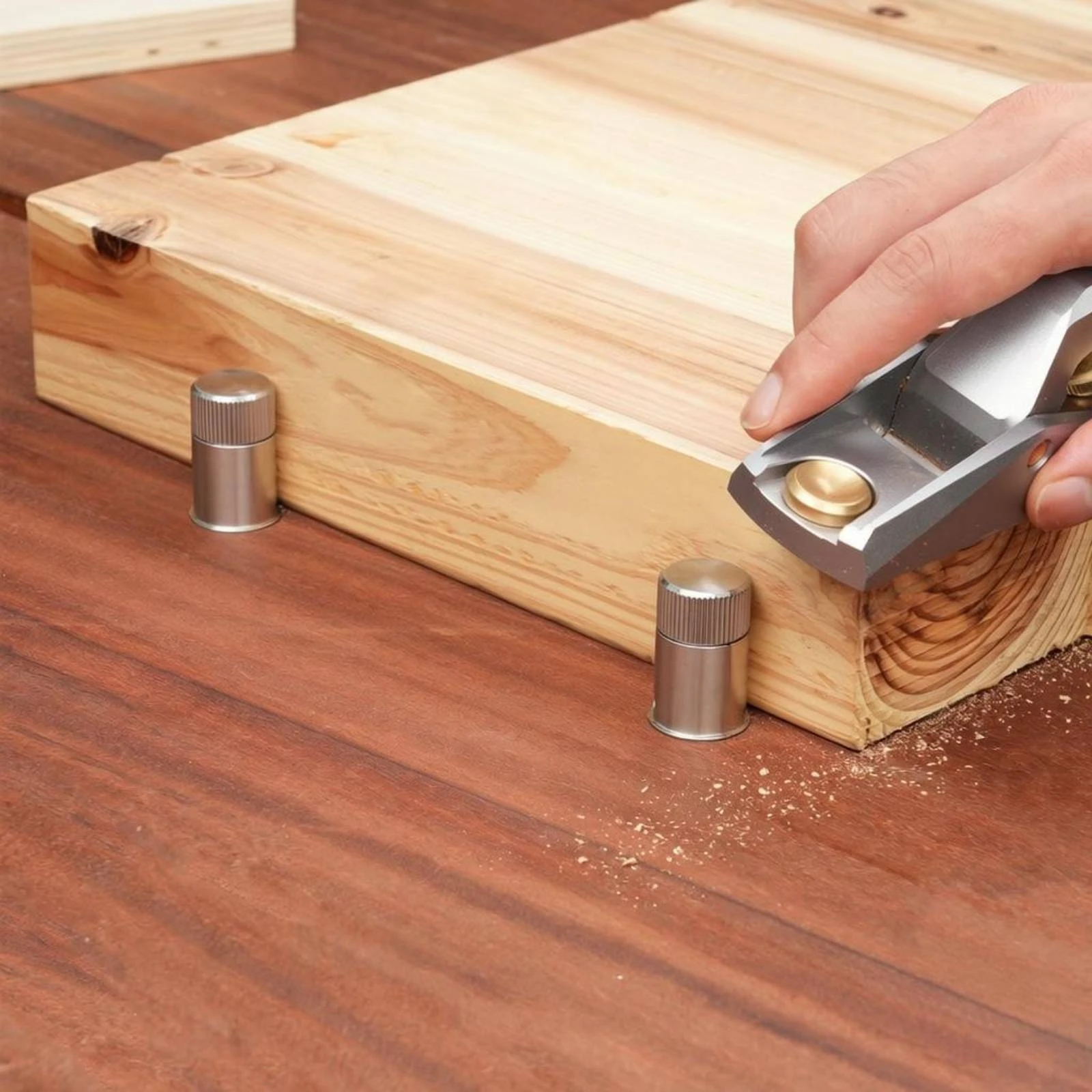 MFT Workbench Stop Knurled Grip Self-Locking Table Stop Dog Hole Clamp Accurate Fit Woodworking Tool Non-Slip Pad
MFT Workbench Stop Knurled Grip Self-Locking Table Stop Dog Hole Clamp Accurate Fit Woodworking Tool Non-Slip Pad
