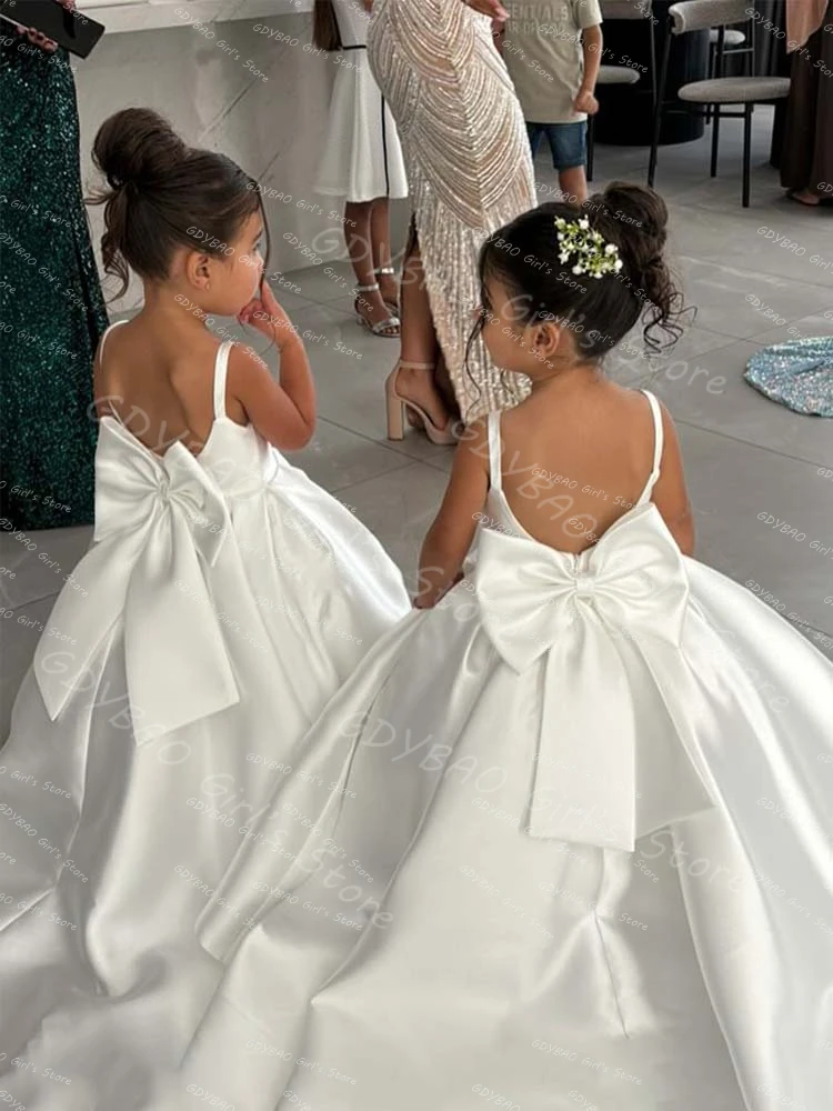 Ivory Flower Girl Dress With Bow Strap Mini Bridal Wedding Dress Kids Ball Gown 1st Communion Frock Customized Vestidos de Noiva
Ivory Flower Girl Dress With Bow Strap Mini Bridal Wedding Dress Kids Ball Gown 1st Communion Frock Customized Vestidos de Noiva