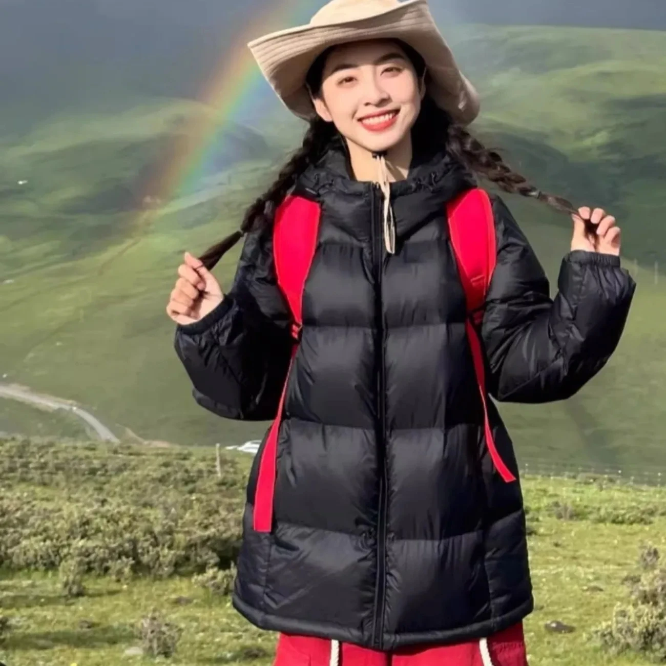 Парка женская зимняя из бутик-коллекции, регулируемая, приталенного кроя, в стиле хип-хоп, с камуфляжным принтом, на пуговицах спереди, из активного полиэстера, в стиле Vibes
Парка женская зимняя из бутик-коллекции, регулируемая, приталенного кроя, в стиле хип-хоп, с камуфляжным принтом, на пуговицах спереди, из активного полиэстера, в стиле Vibes