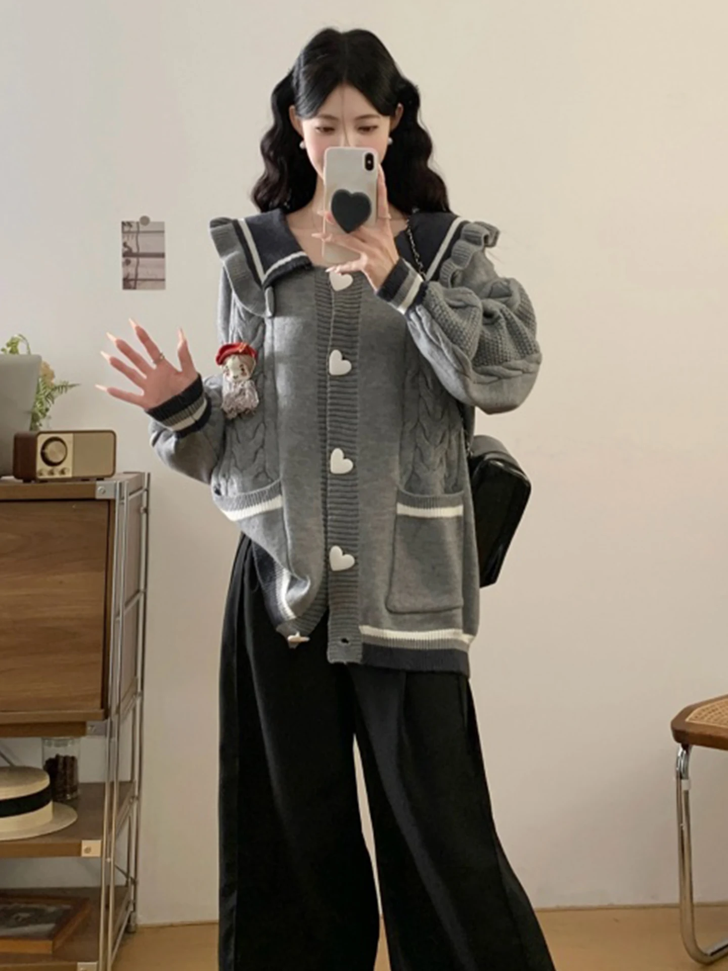 Loose Navy Collar Knitwear Cardigan Women's Autumn Winter plus Size Lazy Sle Anti-Aging Knitted Outerwear Top
Loose Navy Collar Knitwear Cardigan Women's Autumn Winter plus Size Lazy Sle Anti-Aging Knitted Outerwear Top