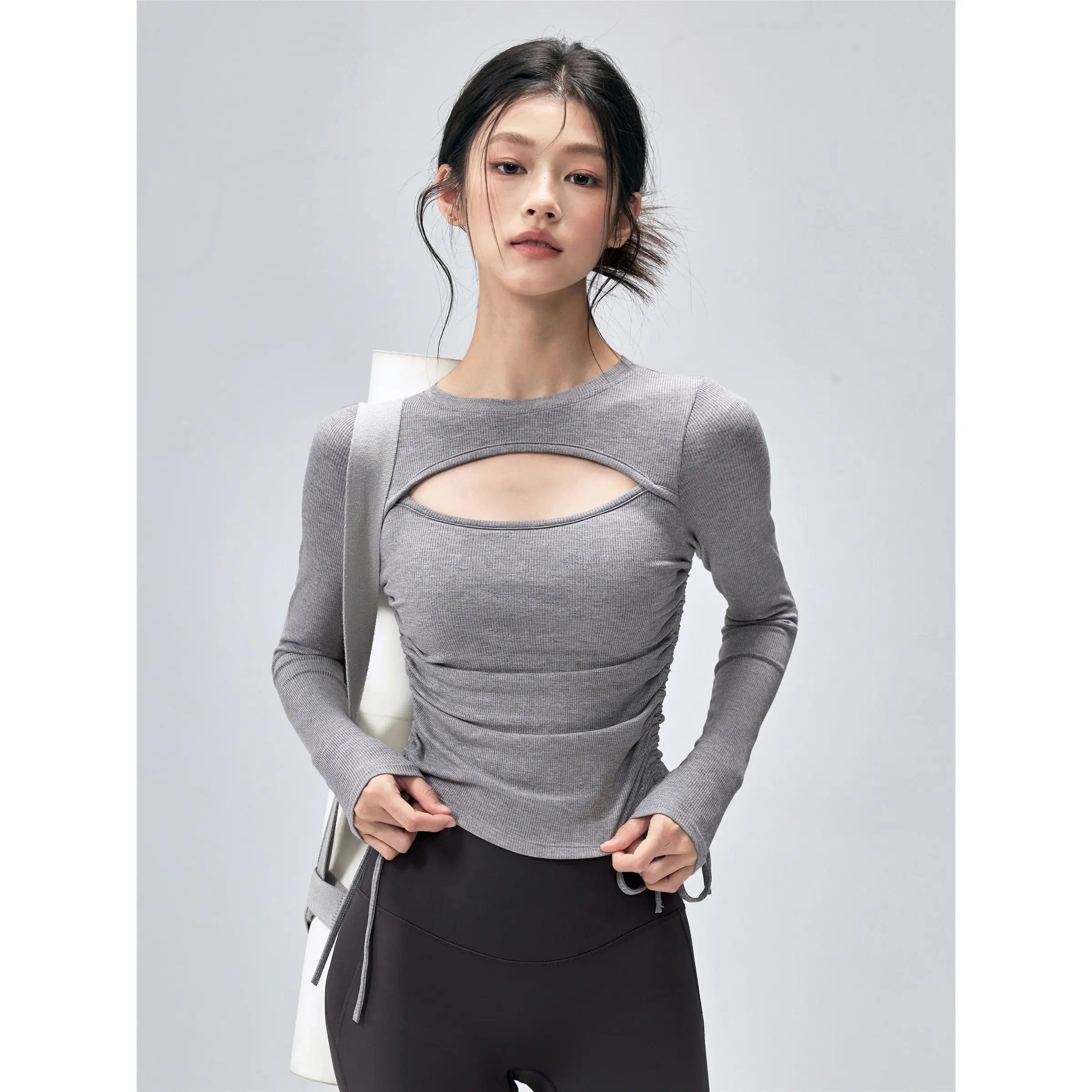 Women's Yoga Long Sleeve T-Shirt with Chest Pad Fashionable Slimming Design Versatile Outerwear Summer Breathable Quick Dry A...
Women's Yoga Long Sleeve T-Shirt with Chest Pad Fashionable Slimming Design Versatile Outerwear Summer Breathable Quick Dry A...