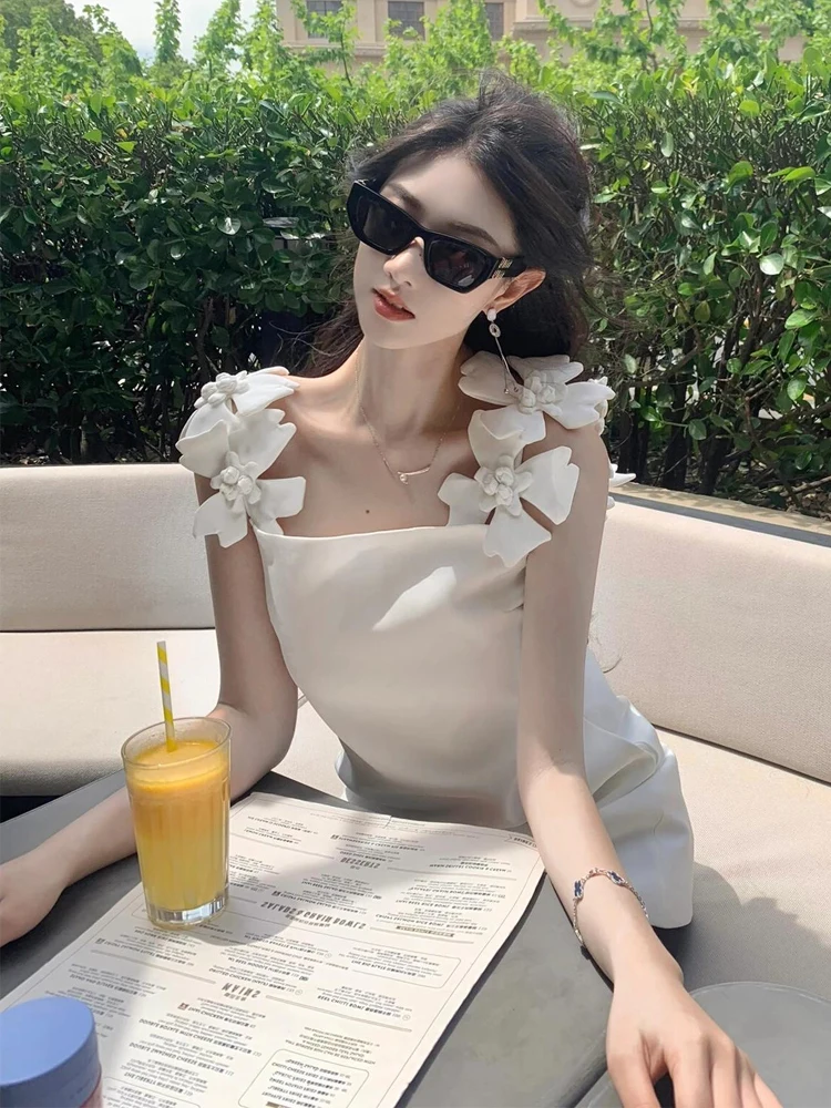 Stunning Unique Short Dress Women's Korean Style High Waist A-Line Skirt No Sleeve Zipper Back Summer New Arrival Slimming
Stunning Unique Short Dress Women's Korean Style High Waist A-Line Skirt No Sleeve Zipper Back Summer New Arrival Slimming