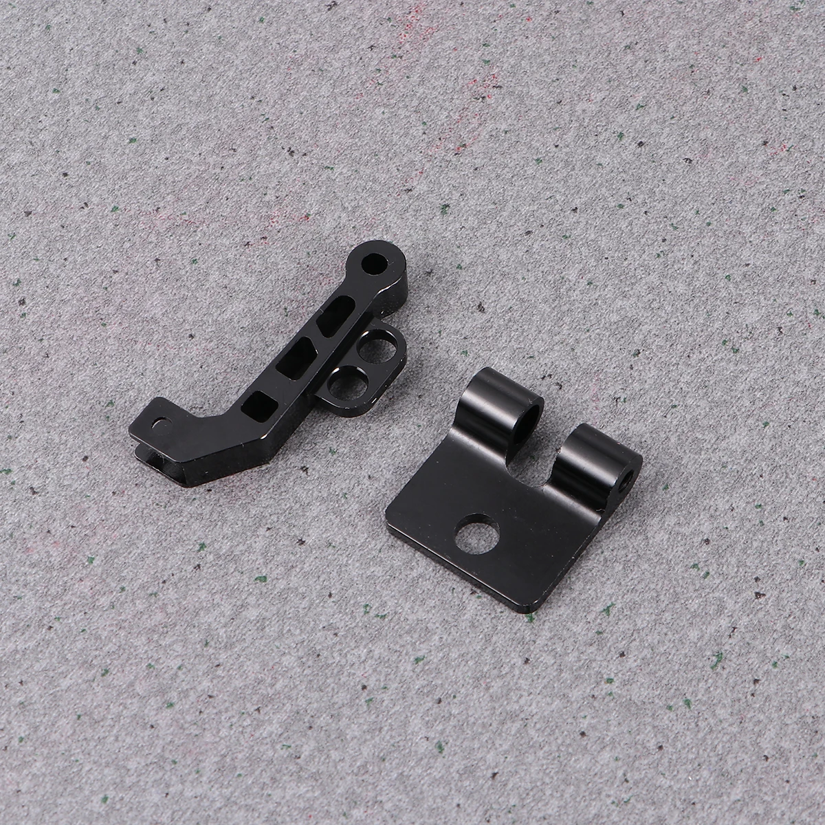 1 set Universal Remote Control Bracket Smooth Surface Easy Install Mount Adjustable Angle Lightweight Holder for RC
1 set Universal Remote Control Bracket Smooth Surface Easy Install Mount Adjustable Angle Lightweight Holder for RC