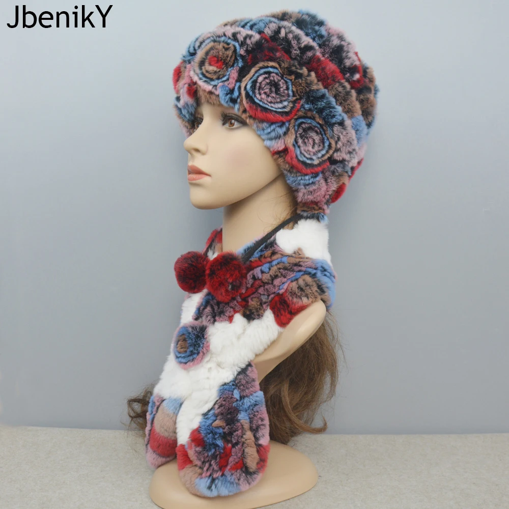 Комплект женский: шапка и шарф из меха кролика рекс
Комплект женский: шапка и шарф из меха кролика рекс