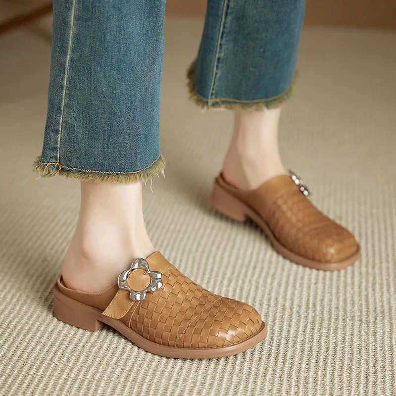 2025new summer women sandals natural leather 22-25cm washed weave cowhide+pigskin women shoes buckle mules slip on half slippers
2025new summer women sandals natural leather 22-25cm washed weave cowhide+pigskin women shoes buckle mules slip on half slippers