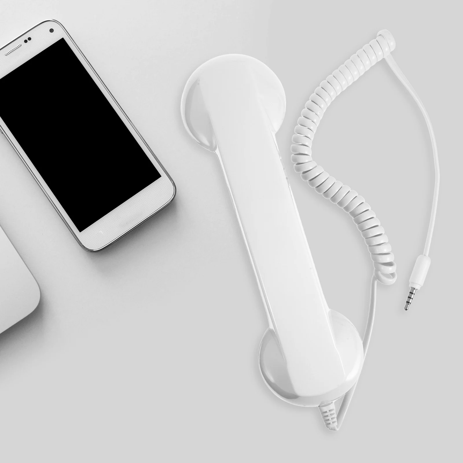 Stylish Retro Universal Handset Replaceable Landline Telephone Handle Vintage Plastic Compatible With Smartphone Clear Sound 
Stylish Retro Universal Handset Replaceable Landline Telephone Handle Vintage Plastic Compatible With Smartphone Clear Sound