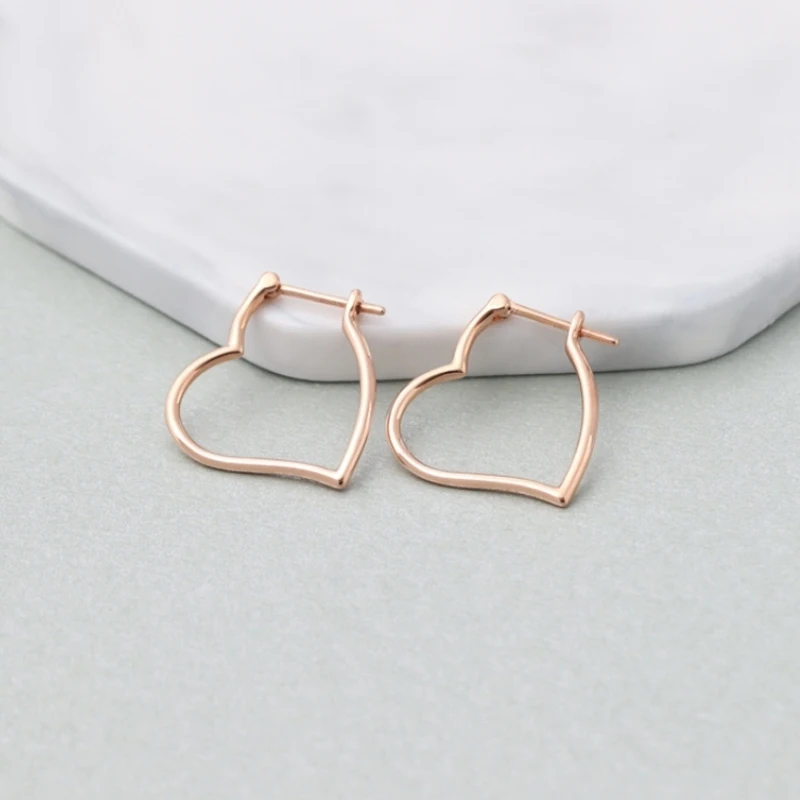 Real Pure 18K Rose Gold Stud Women Gift Lucky Hollow Glossy Heart Hoop Earrings 2.4g
Real Pure 18K Rose Gold Stud Women Gift Lucky Hollow Glossy Heart Hoop Earrings 2.4g