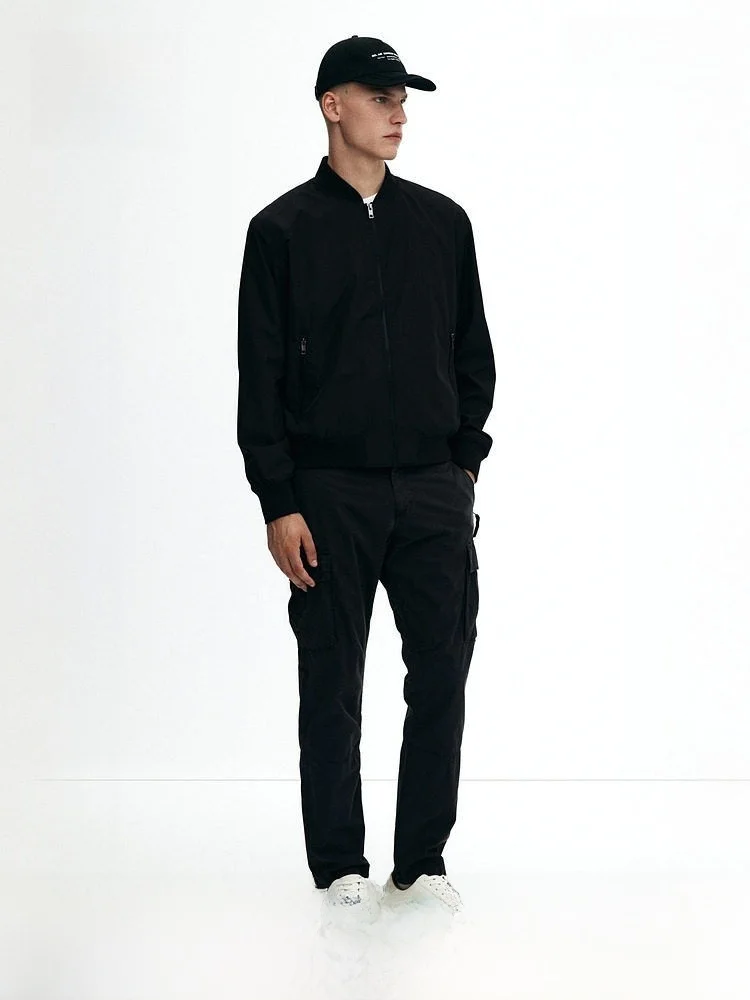 Мужские рабочие брюки H&M Stand Fit 30006 из весенней коллекции: длинные хлопковые повседневные брюки, удобные, дышащие, в стиле стритвир
Мужские рабочие брюки H&M Stand Fit 30006 из весенней коллекции: длинные хлопковые повседневные брюки, удобные, дышащие, в стиле стритвир