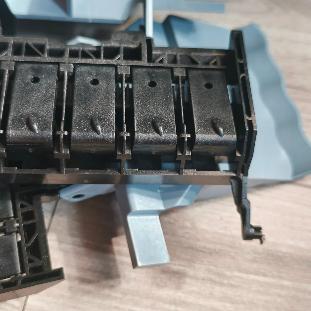 Крышка каретки в сборе для плоттера HP DesignJet 10 20 30 70 90 100 110 120 130; верхняя крышка печатающей головки
Крышка каретки в сборе для плоттера HP DesignJet 10 20 30 70 90 100 110 120 130; верхняя крышка печатающей головки