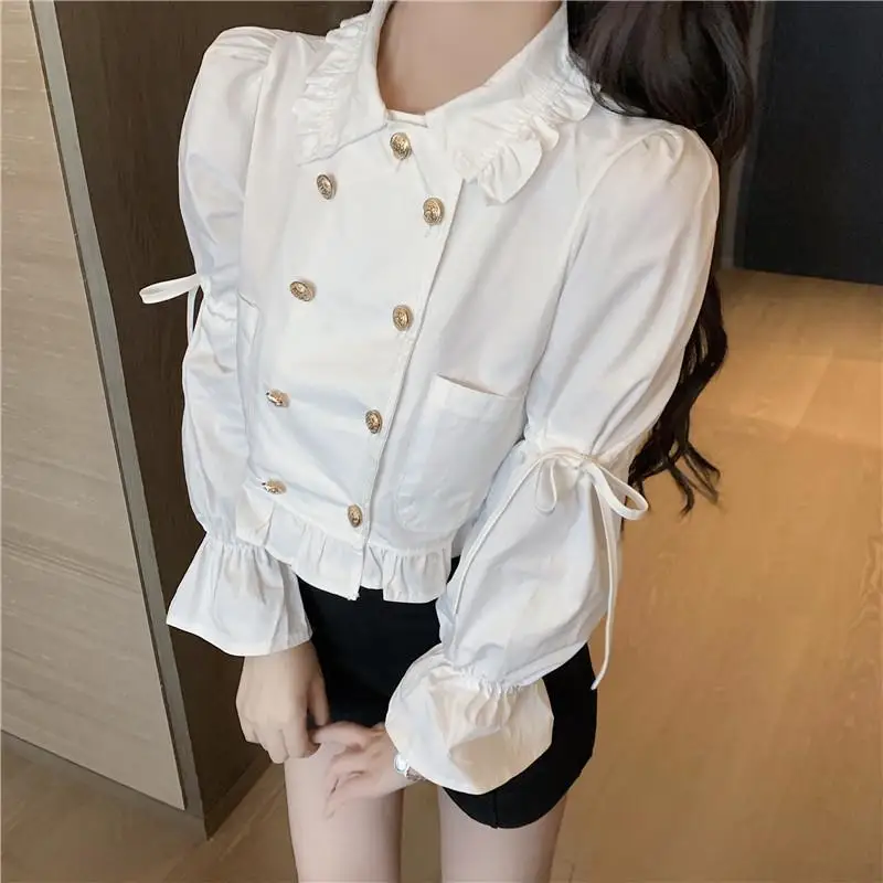 Белая двубортная короткая рубашка, лето 2023, милые тонкие топы с лацканами и длинными рукавами с рюшами, элегантная универсальная блузка Y2k
Белая двубортная короткая рубашка, лето 2023, милые тонкие топы с лацканами и длинными рукавами с рюшами, элегантная универсальная блузка Y2k