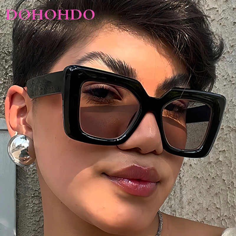 Vintage Oversized Square Frame Women's Sunglasses Luxury Brand Designer Men Sunglass Summer Travel Female Eyewear Lentes UV400
Vintage Oversized Square Frame Women's Sunglasses Luxury Brand Designer Men Sunglass Summer Travel Female Eyewear Lentes UV400