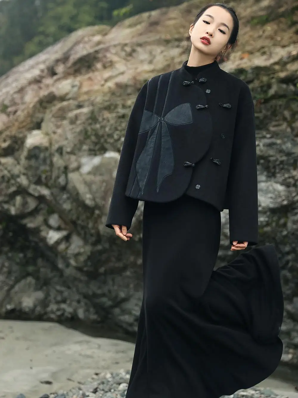 Bla Woolen Coat for Women with Bow Knot Loose Fit Sweet Sle Spring New Arrival Vintage ort Top by Da Qing Long Si
Bla Woolen Coat for Women with Bow Knot Loose Fit Sweet Sle Spring New Arrival Vintage ort Top by Da Qing Long Si