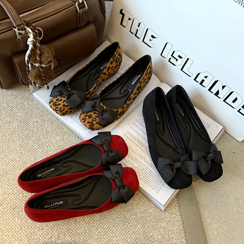 Multi-Color Suede Ballet Flats For WomenComfortabl With Bow Detail And Square Toe Comfortable Casual And Formal Daily Wear Shoes
Multi-Color Suede Ballet Flats For WomenComfortabl With Bow Detail And Square Toe Comfortable Casual And Formal Daily Wear Shoes