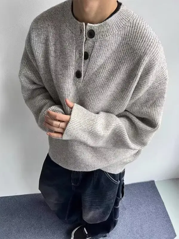 Мужской свитер в американском ретро-стиле большого размера с воротником хенли, вязаный, для весны и осени, высококачественная трикотажная верхняя одежда Cleanfit
Мужской свитер в американском ретро-стиле большого размера с воротником хенли, вязаный, для весны и осени, высококачественная трикотажная верхняя одежда Cleanfit