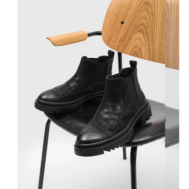 Fashion Suede Mens Chelsea Boots Luxury Handmade Quality Comfortable 2026 Autumn British Style Outdoor Ankle Social Shoes Man
Fashion Suede Mens Chelsea Boots Luxury Handmade Quality Comfortable 2026 Autumn British Style Outdoor Ankle Social Shoes Man