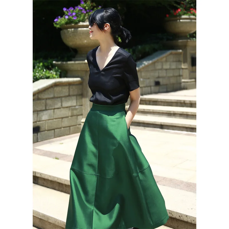 FANNIU Summer Swan Ne Silk V-ne Women's T-irt ort Sve Pure Color Versatile Design Slim Fit Commute Sle Top
FANNIU Summer Swan Ne Silk V-ne Women's T-irt ort Sve Pure Color Versatile Design Slim Fit Commute Sle Top