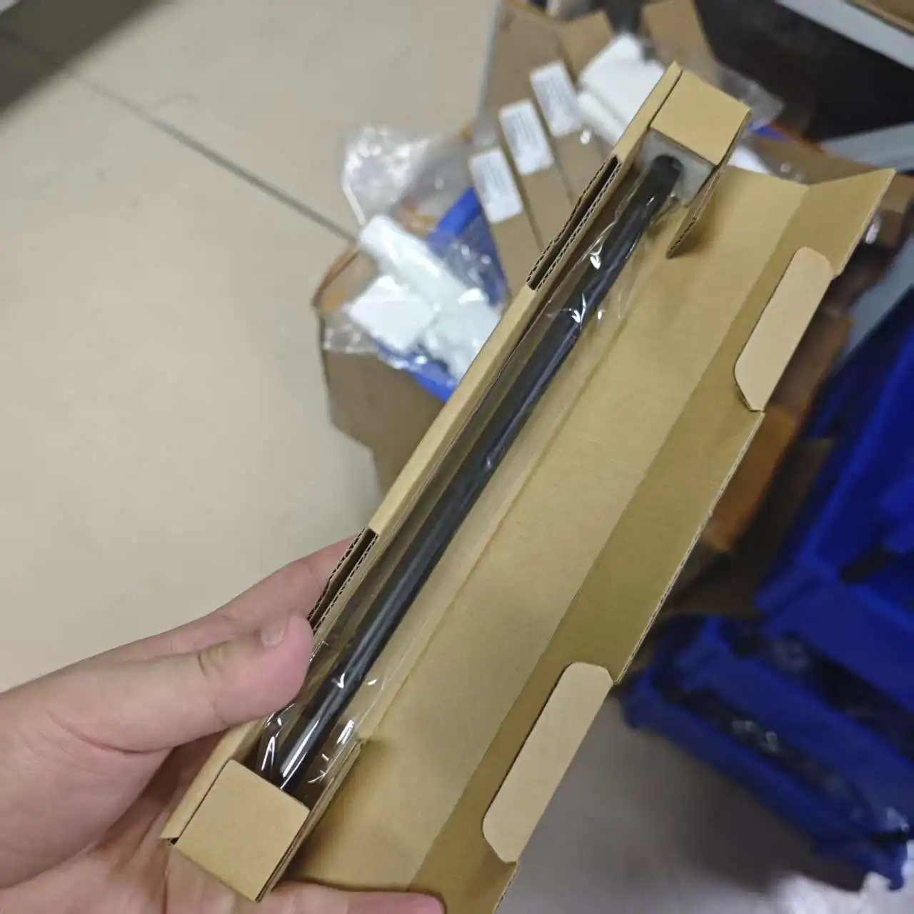 10X 2LV93010 302LV93010 MC-3100 Ролик первичной зарядки PCR для Kyocera FS2100 FS4100 FS4200 FS4300 M3040 M3540 M3550 M3560 P3045
10X 2LV93010 302LV93010 MC-3100 Ролик первичной зарядки PCR для Kyocera FS2100 FS4100 FS4200 FS4300 M3040 M3540 M3550 M3560 P3045