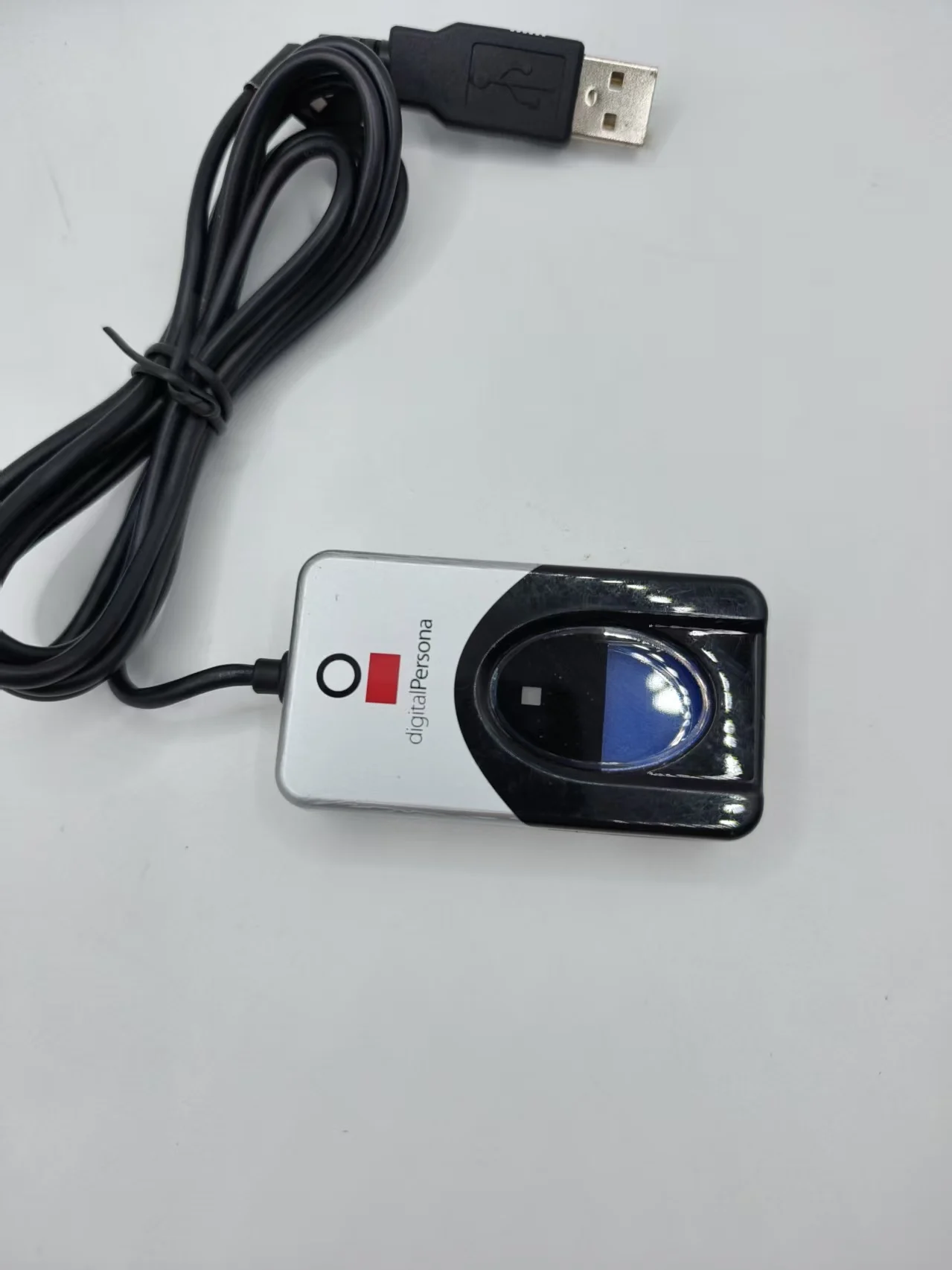 Б/У URU4500 HD Измеритель отпечатков пальцев USB-расспознаватель отпечатков пальцев Не требуется программное обеспечение Измеритель отпечатков пальцев для банка
Б/У URU4500 HD Измеритель отпечатков пальцев USB-расспознаватель отпечатков пальцев Не требуется программное обеспечение Измеритель отпечатков пальцев для банка