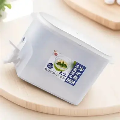 1Pcs Cold Water Pot Large Capacity Refrigerator Kettle with Faucet for Fruit Tea Beverage Dispenser High-Quality PP Water Jug
1Pcs Cold Water Pot Large Capacity Refrigerator Kettle with Faucet for Fruit Tea Beverage Dispenser High-Quality PP Water Jug