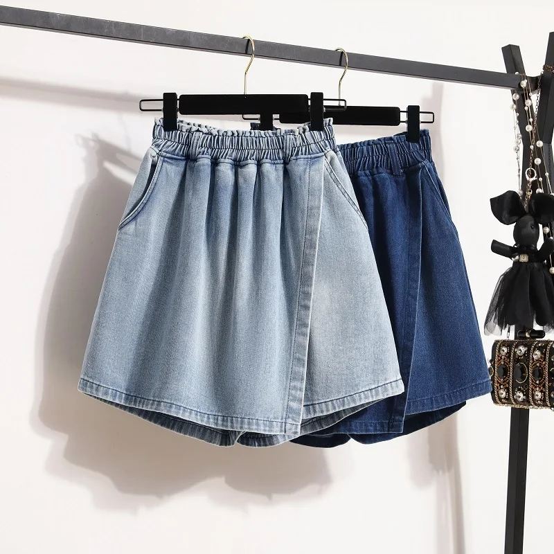2025 Summer New Loose High Waist Casual Shorts Fashion Elastic Pockets Washed Fake Two Pieces Unique Design Denim Shorts
2025 Summer New Loose High Waist Casual Shorts Fashion Elastic Pockets Washed Fake Two Pieces Unique Design Denim Shorts