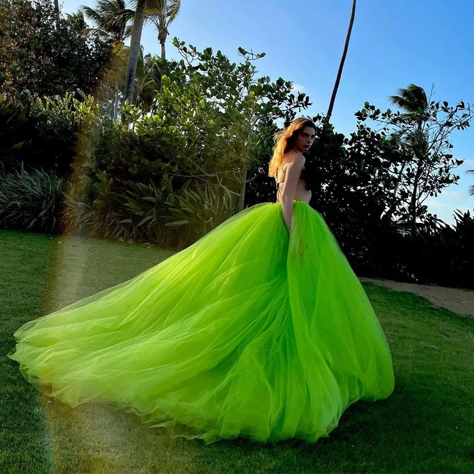 Fluorescent Green Tulle Tutu Skirt for Women Extra Ball Gown Neon Green Long Prom Skirts Photo Shoot Dress 11 Layers Tulle Skirt
Fluorescent Green Tulle Tutu Skirt for Women Extra Ball Gown Neon Green Long Prom Skirts Photo Shoot Dress 11 Layers Tulle Skirt