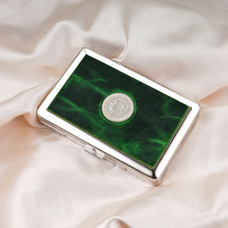 Vintage Retro Cigarette Case - Portable Creative Gift for Men & Women, High-End Brass Anti-Crush Design
Vintage Retro Cigarette Case - Portable Creative Gift for Men & Women, High-End Brass Anti-Crush Design