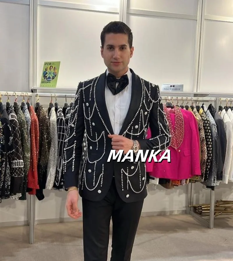 Luxury Wedding Groom Tuxedo with Crystal 2pcs Blazer Pants Formal Party Special Men's Suits Customized Male Suit
Luxury Wedding Groom Tuxedo with Crystal 2pcs Blazer Pants Formal Party Special Men's Suits Customized Male Suit