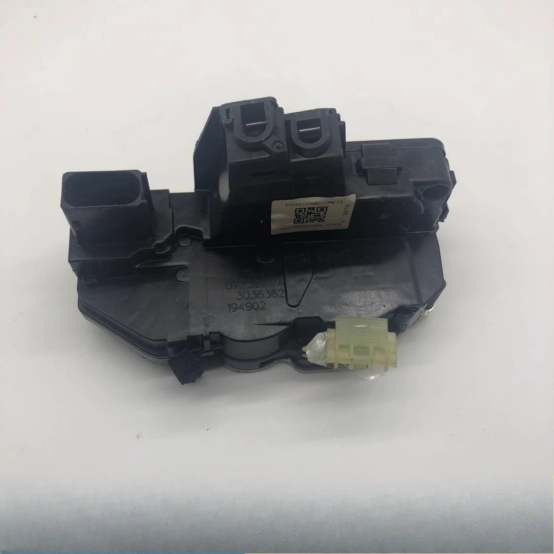 For Great Wall Haval H9 Front and Rear Door Locks with Locking Mechanism Assembly
For Great Wall Haval H9 Front and Rear Door Locks with Locking Mechanism Assembly