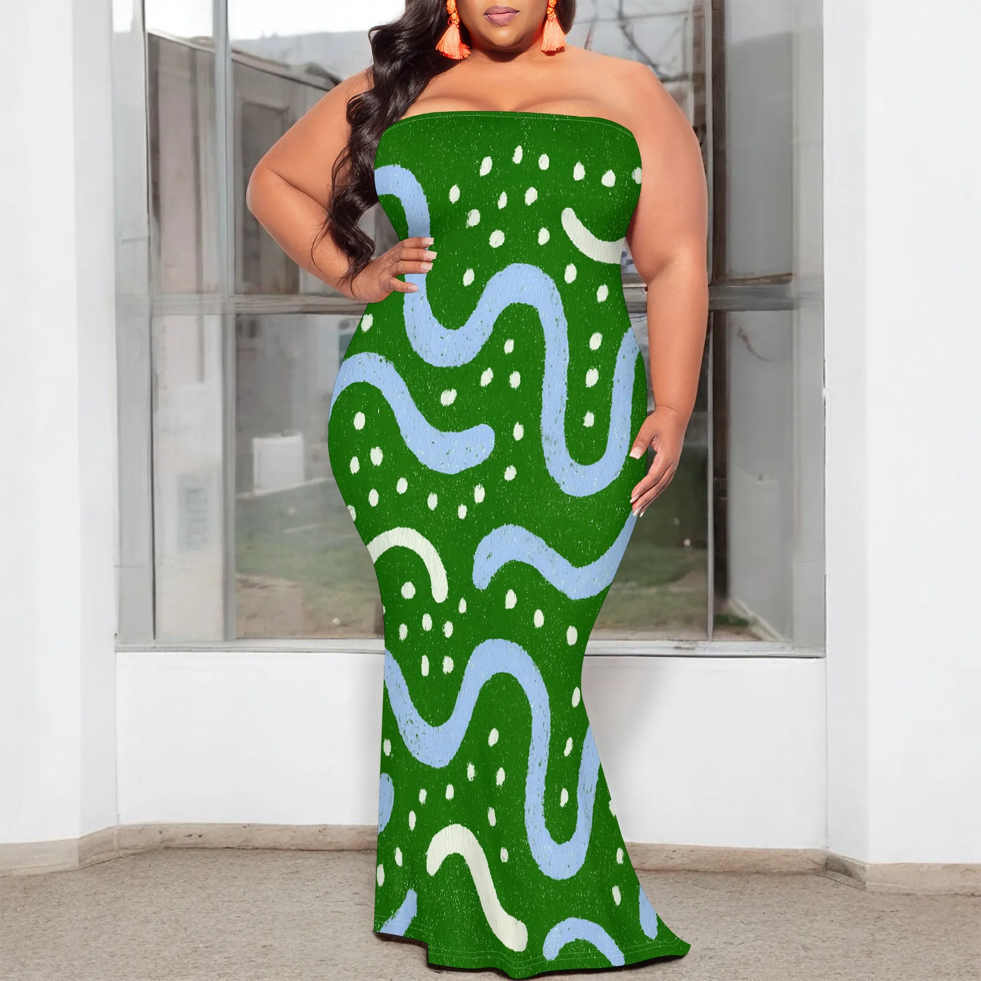 Abstract Dot Print Strapless Plus Size Dress XL-6XL Bodycon Mermaid Style for Summer Streetwear, Music Festival or Art Show Look
Abstract Dot Print Strapless Plus Size Dress XL-6XL Bodycon Mermaid Style for Summer Streetwear, Music Festival or Art Show Look