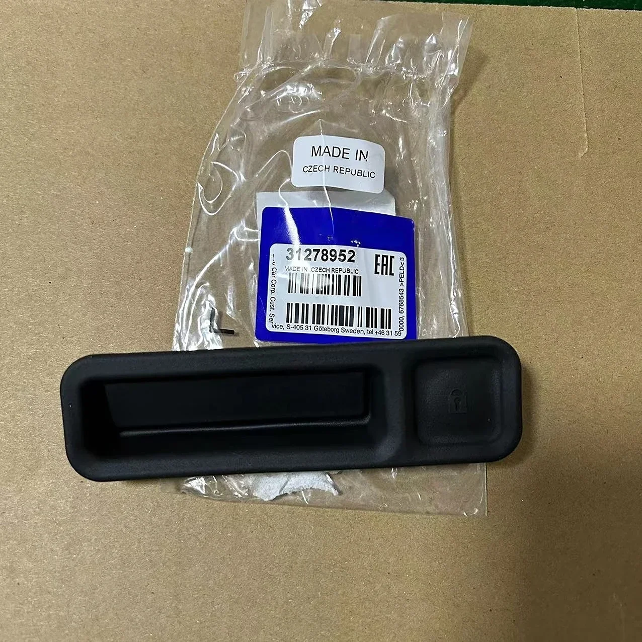 For VOLVO XC60 V60 V40 S60L S40 Original Trunk Switch Rubber Pad Tailgate Handle Rubber Pad
For VOLVO XC60 V60 V40 S60L S40 Original Trunk Switch Rubber Pad Tailgate Handle Rubber Pad