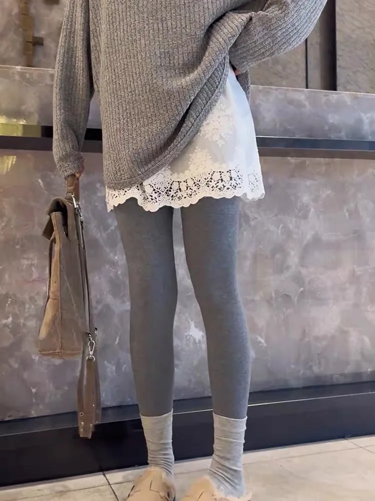 Юбка А-силуэта с высокой талией для женщин, корейский стиль, большие размеры, юбка A-образной формы, для полных женщин, юбка-облегающая
Юбка А-силуэта с высокой талией для женщин, корейский стиль, большие размеры, юбка A-образной формы, для полных женщин, юбка-облегающая