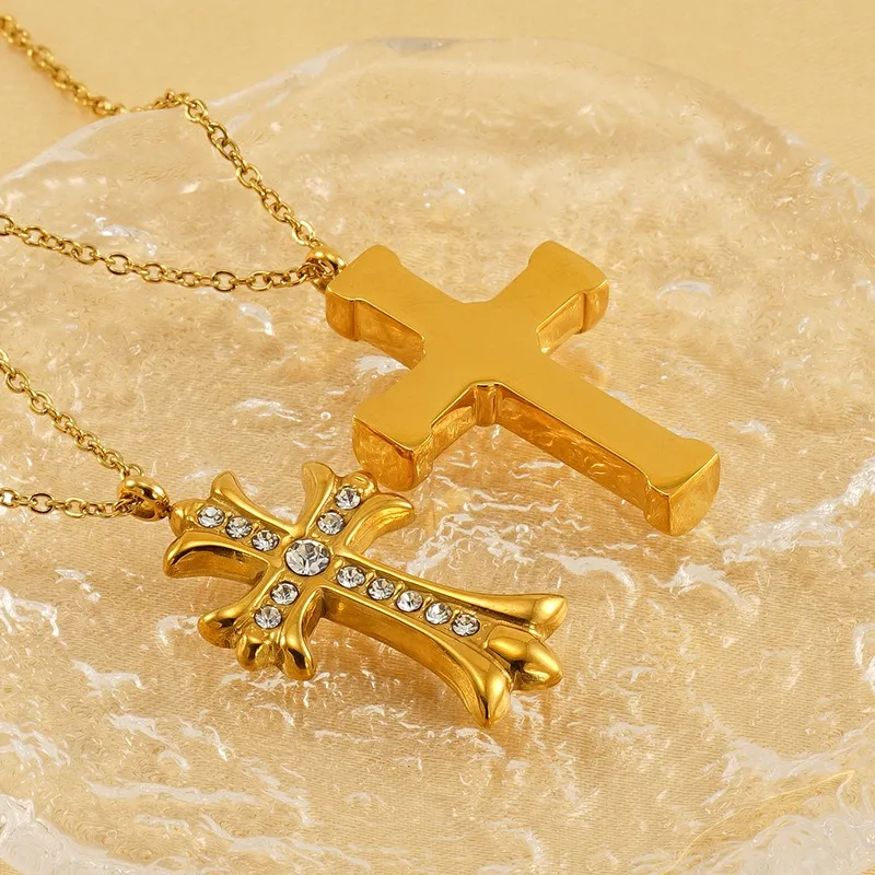 Diamond Cross Necklace Women's Retro Titanium Steel Light Luxury Niche Design Advanced Sense Collarbone Chain
Diamond Cross Necklace Women's Retro Titanium Steel Light Luxury Niche Design Advanced Sense Collarbone Chain