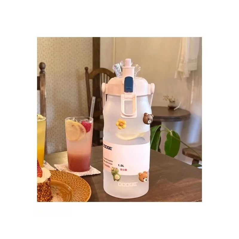 American tritan large-capacity sports water cup girls summer kettle 2000ml straw cup boys ton barrel
American tritan large-capacity sports water cup girls summer kettle 2000ml straw cup boys ton barrel