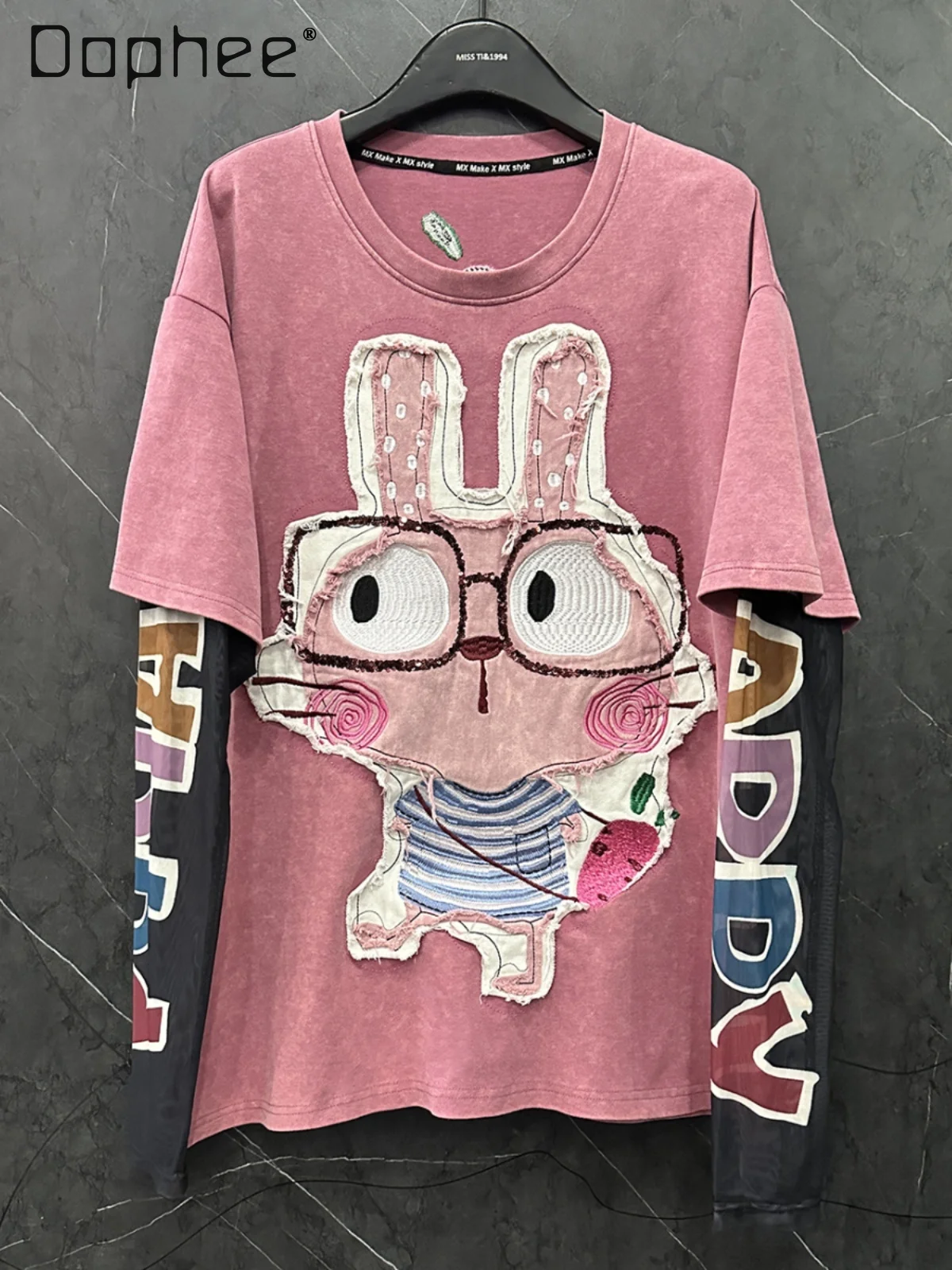 Spring Sweet Cute Heavy Industry Embroidery Cartoon Printing Fake Two Long-sleeved T-shirt Women Loose Casual Graphic T Shirts
Spring Sweet Cute Heavy Industry Embroidery Cartoon Printing Fake Two Long-sleeved T-shirt Women Loose Casual Graphic T Shirts
