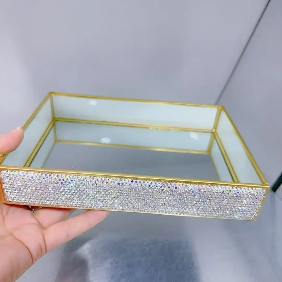 Bling Rhinestone Glass Jewelry Tray Cosmetic Lipstick Organizer Rack Desktop Square Jewelry Display Storage Trays Decorative
Bling Rhinestone Glass Jewelry Tray Cosmetic Lipstick Organizer Rack Desktop Square Jewelry Display Storage Trays Decorative