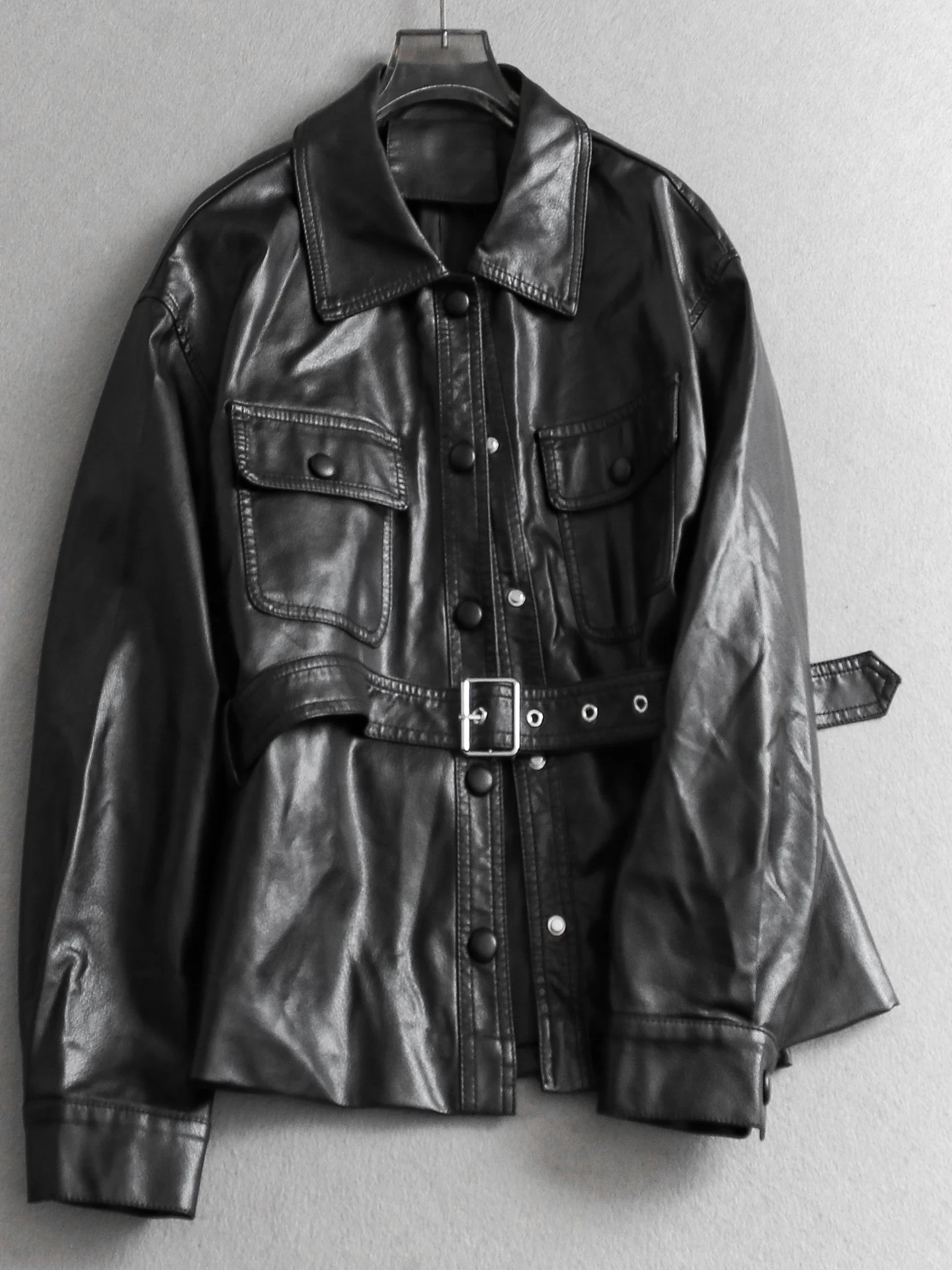 Slimming Long Sleeve Jacket Women's Leather Coat Adjustable Waist Belt Stylish Collar Casual Style Fashionable Outerwear
Slimming Long Sleeve Jacket Women's Leather Coat Adjustable Waist Belt Stylish Collar Casual Style Fashionable Outerwear