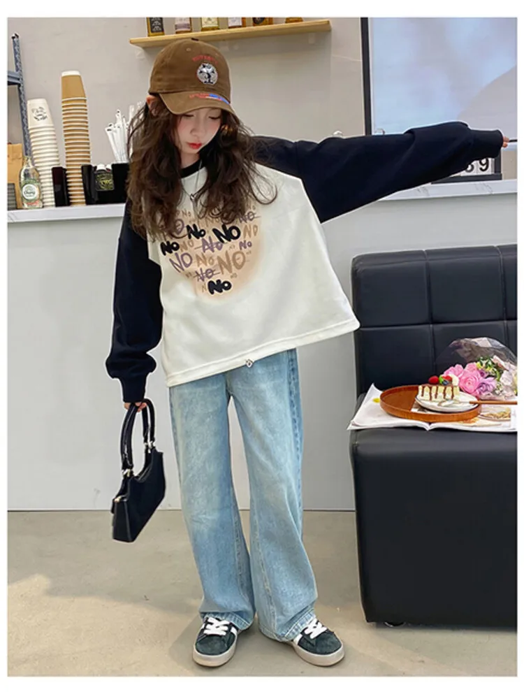 Autumn Children Girl Set Letter Printed Round Neck Contrast Color Sweatshirt+Denim Pant Kid Girls Outfit School Girls 2pcs Suits
Autumn Children Girl Set Letter Printed Round Neck Contrast Color Sweatshirt+Denim Pant Kid Girls Outfit School Girls 2pcs Suits
