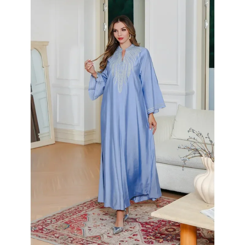 2025 мусульманское элегантное платье, одежда, женское длинное платье, женский халат с вышивкой, простой SMT139
2025 мусульманское элегантное платье, одежда, женское длинное платье, женский халат с вышивкой, простой SMT139