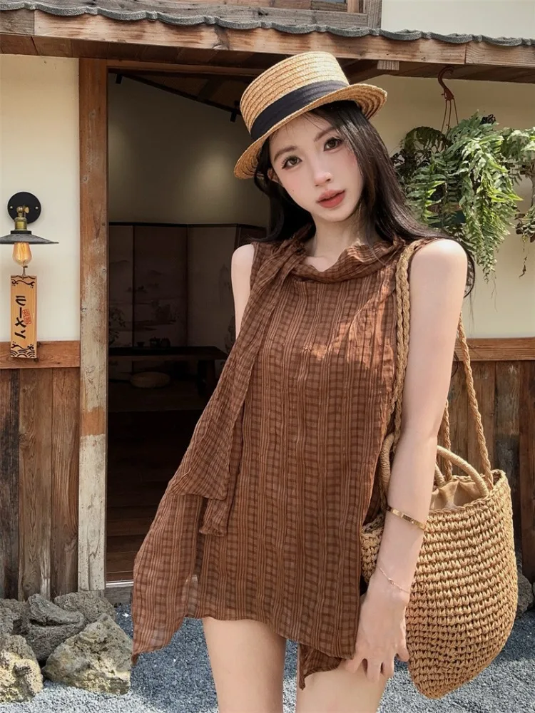 Korean Gentle Texture Plaid Sashless Sleeveless Vest Loose Chiffon Shirt Summer New Style Elegance Top Women Citywalk round Neck
Korean Gentle Texture Plaid Sashless Sleeveless Vest Loose Chiffon Shirt Summer New Style Elegance Top Women Citywalk round Neck