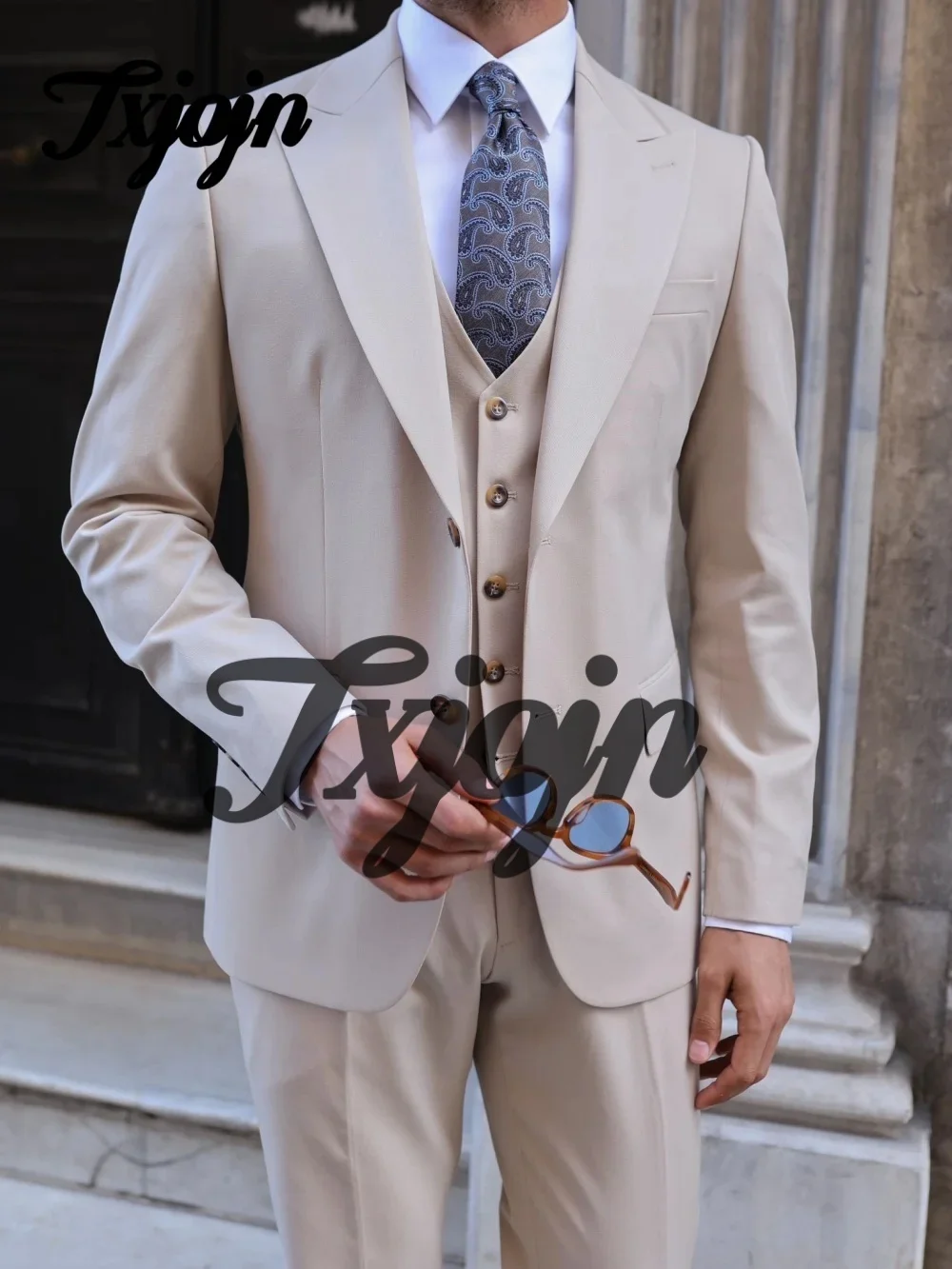 Elegant Single Breasted Men Suit Set 3PCS 2025 Classic Peak Lapel Men Suit For Best Man Formal Solid Color Suit Trajes For Hombr
Elegant Single Breasted Men Suit Set 3PCS 2025 Classic Peak Lapel Men Suit For Best Man Formal Solid Color Suit Trajes For Hombr